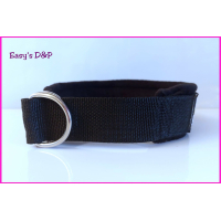 Halfcheck halsband zwart 1% angel bitch